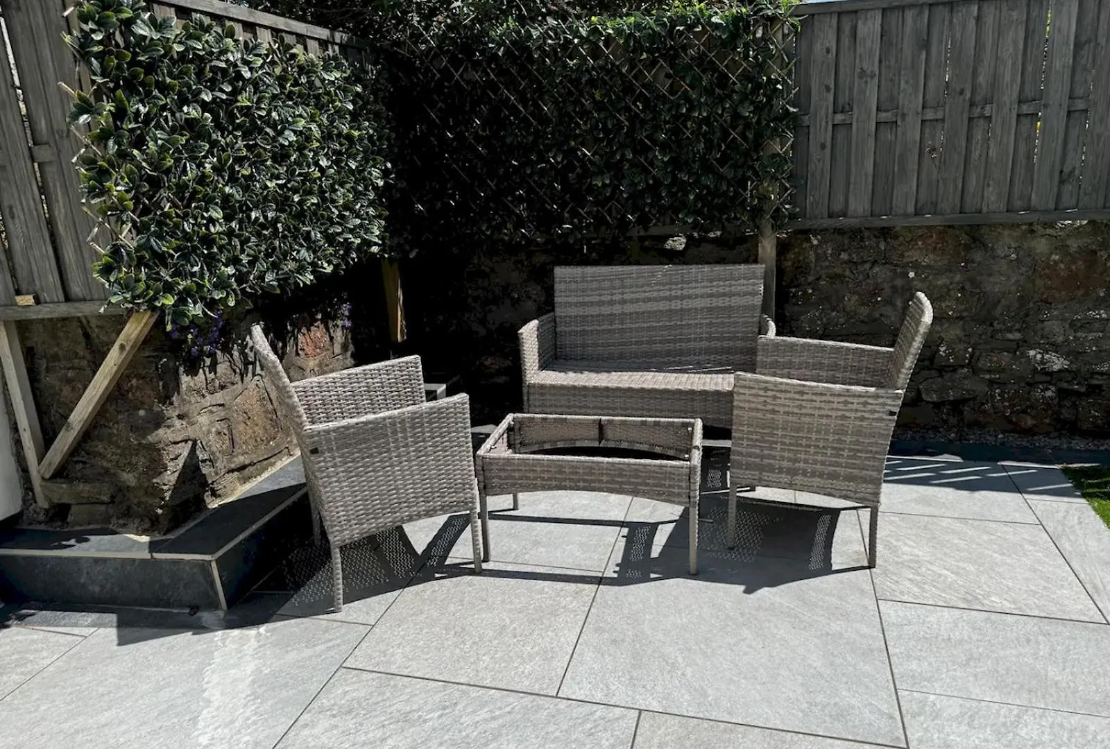 Cosy 2 Bed Home In Canton Pass The Keys Cardiff United Kingdom