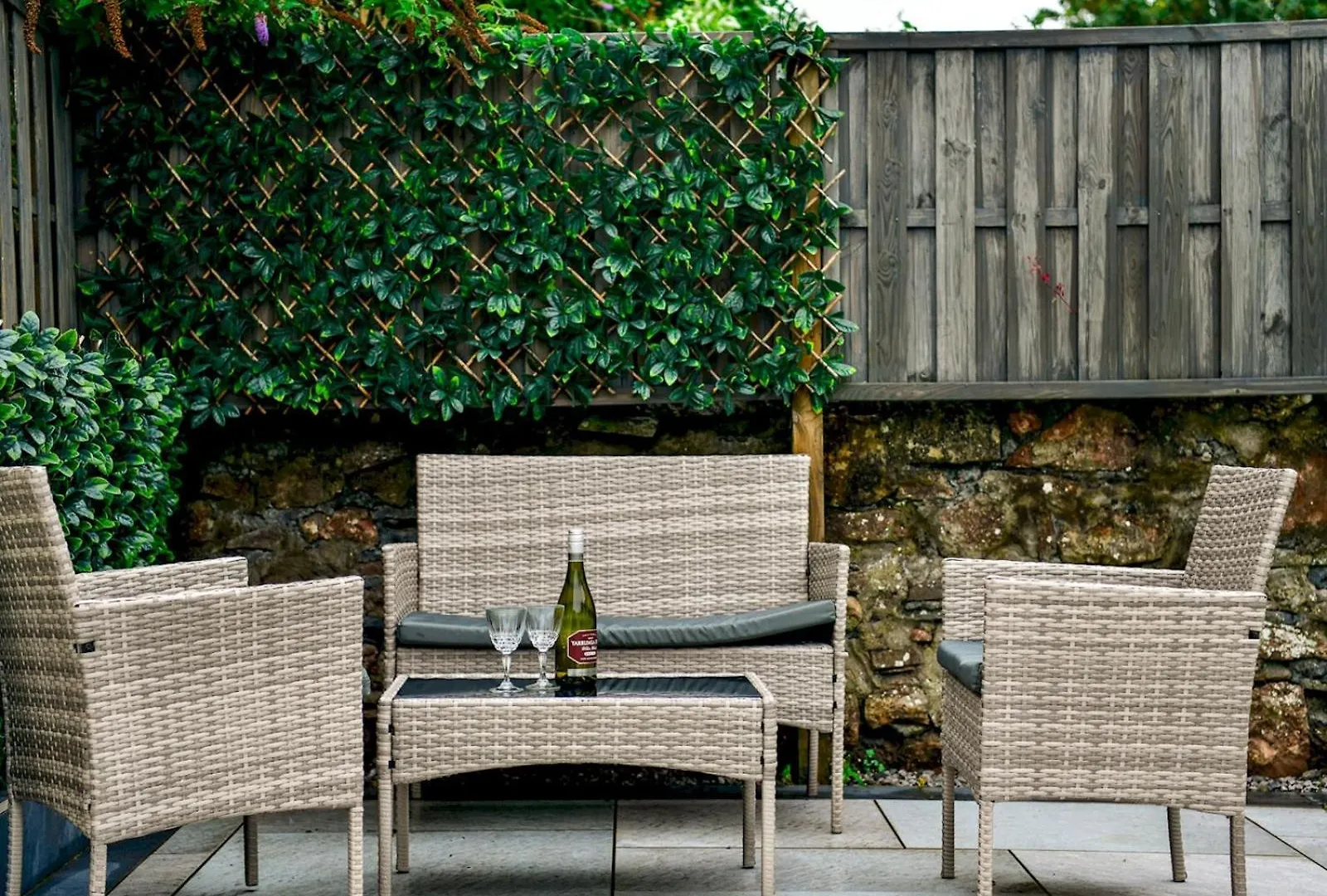 Cosy 2 Bed Home In Canton Pass The Keys Cardiff Holiday home