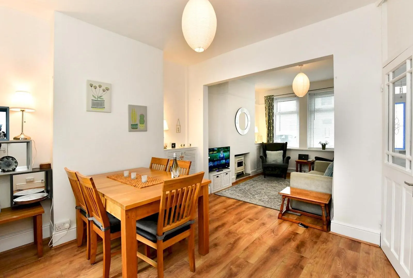 Cosy 2 Bed Home In Canton Pass The Keys Cardiff